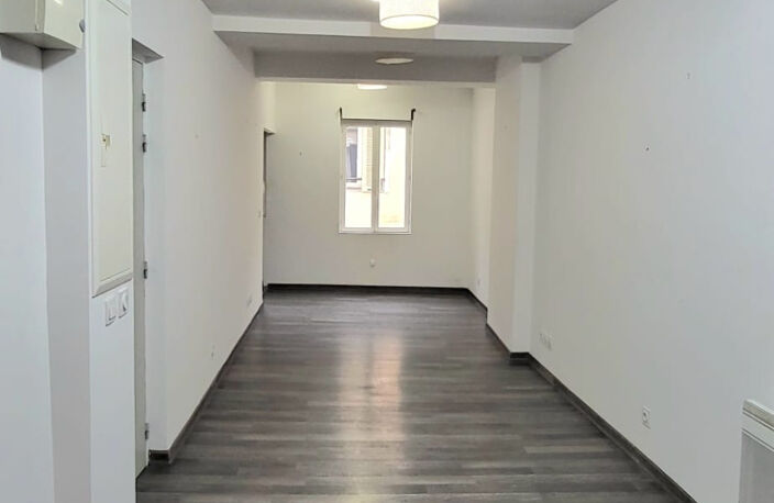 À VENDRE   T2 Traversant de 42 m2 en Plein Coeur du Panier — photo 3