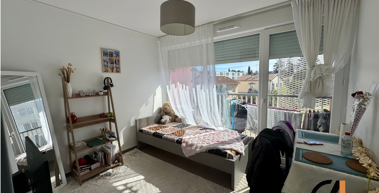Appartement T2  Hôpitaux Facultés 29 m2 — photo 1