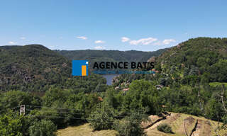 Terrain  587 m² à vendre à Saint-Paul-en-Cornillon (42240)