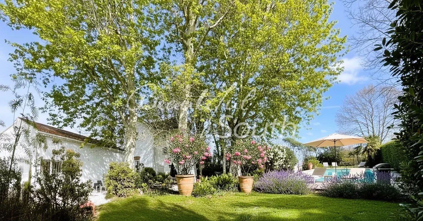 H&ocirc;tel particulier  T8 à vendre Perpignan 66000