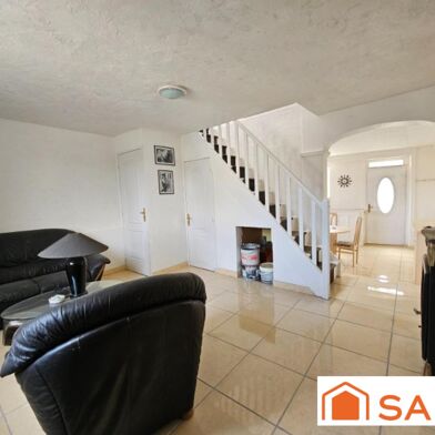 Maison 9 pièces 150000 €