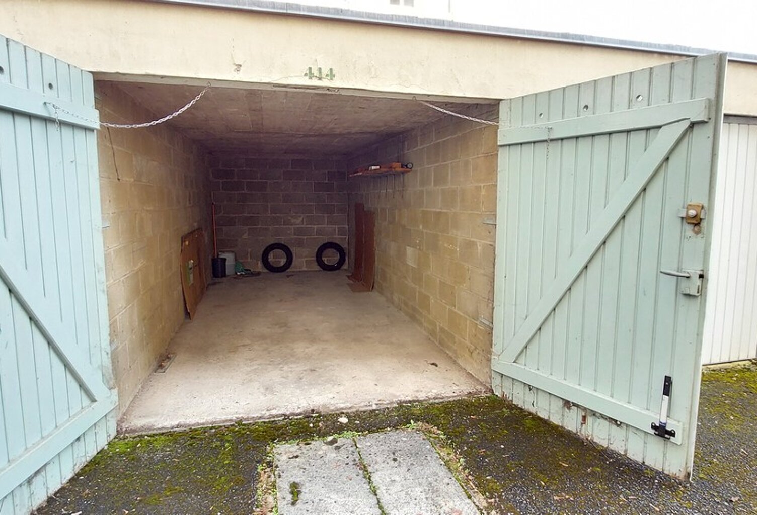 Annexes stationnement — photo 1