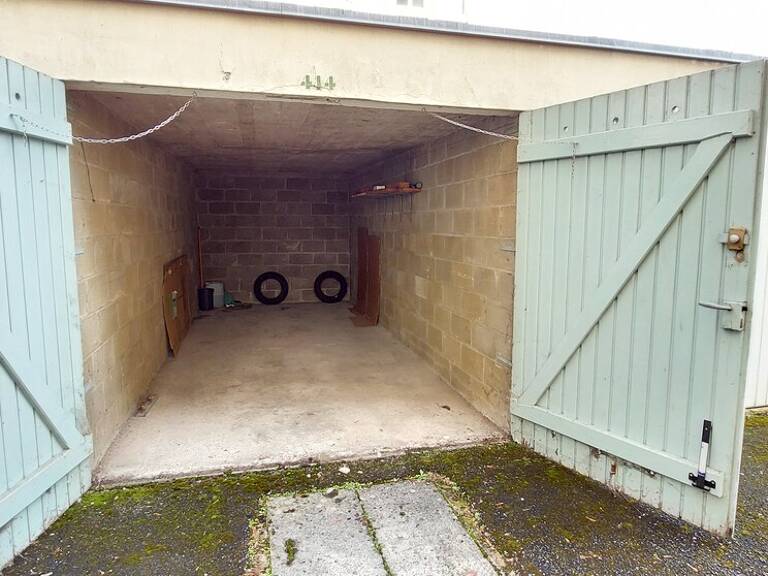Annexes stationnement — photo 1