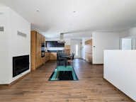 Maison contemporaine meublée avec piscine   128 m2   Terrain — photo 4