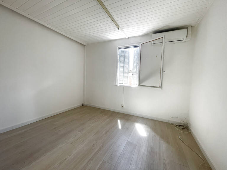À Vendre : Appartement T2 de 32 m2 à Rafraîchir   Secteur Ca — photo 1