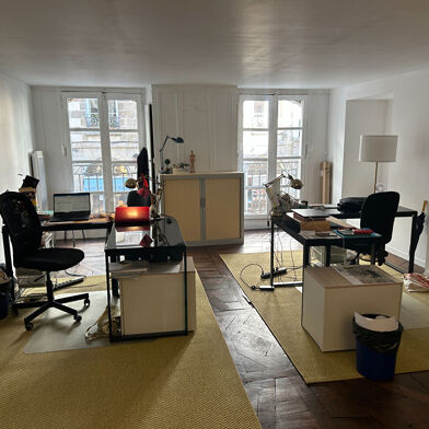 Bureau  1000 €