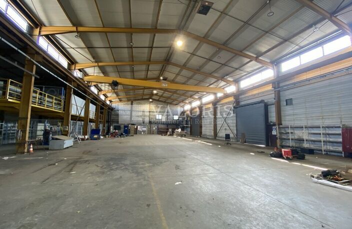 LOCAL D'ACTIVITE - ATELIER à LOUER — photo 2