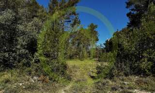 Terrain   m² à vendre à Saint-Paul-en-Forêt (83440)