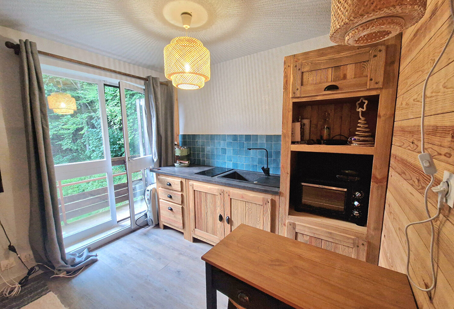 Appartement de 22 m2 Chateau-bernard — photo 1
