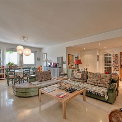 Appartement 3 pièces 303000 €