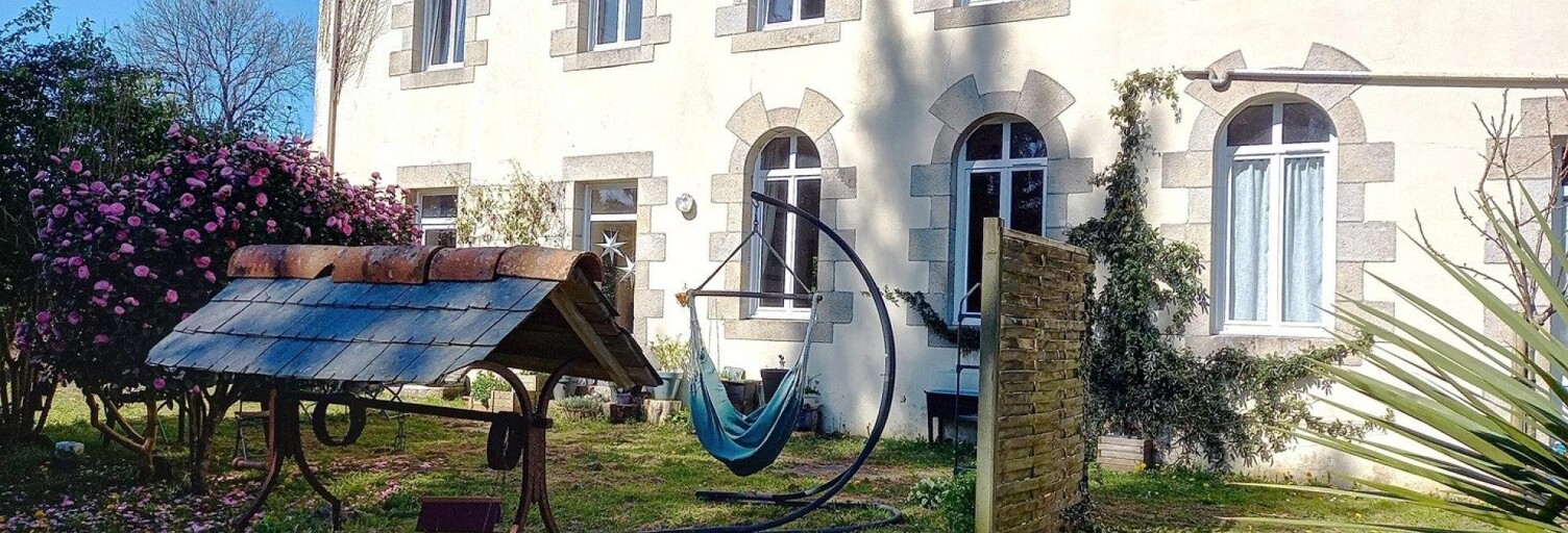 Maison 10 Pièces 257 m² à vendre à Trémel (22310)