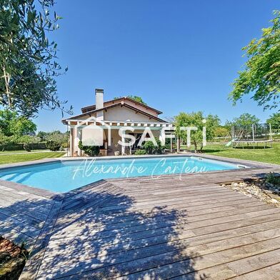 Maison 8 pièces 740000 €