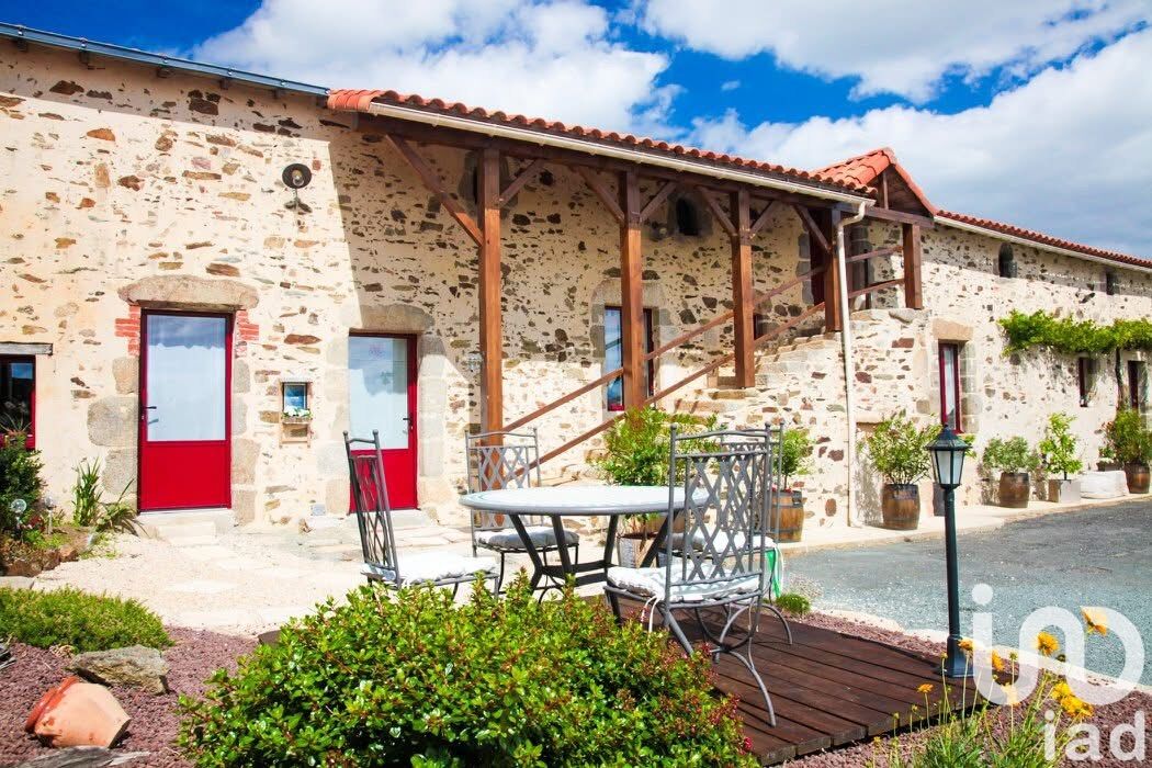 Maison à vendre, 14 pièces, 360 m², Les Herbiers
