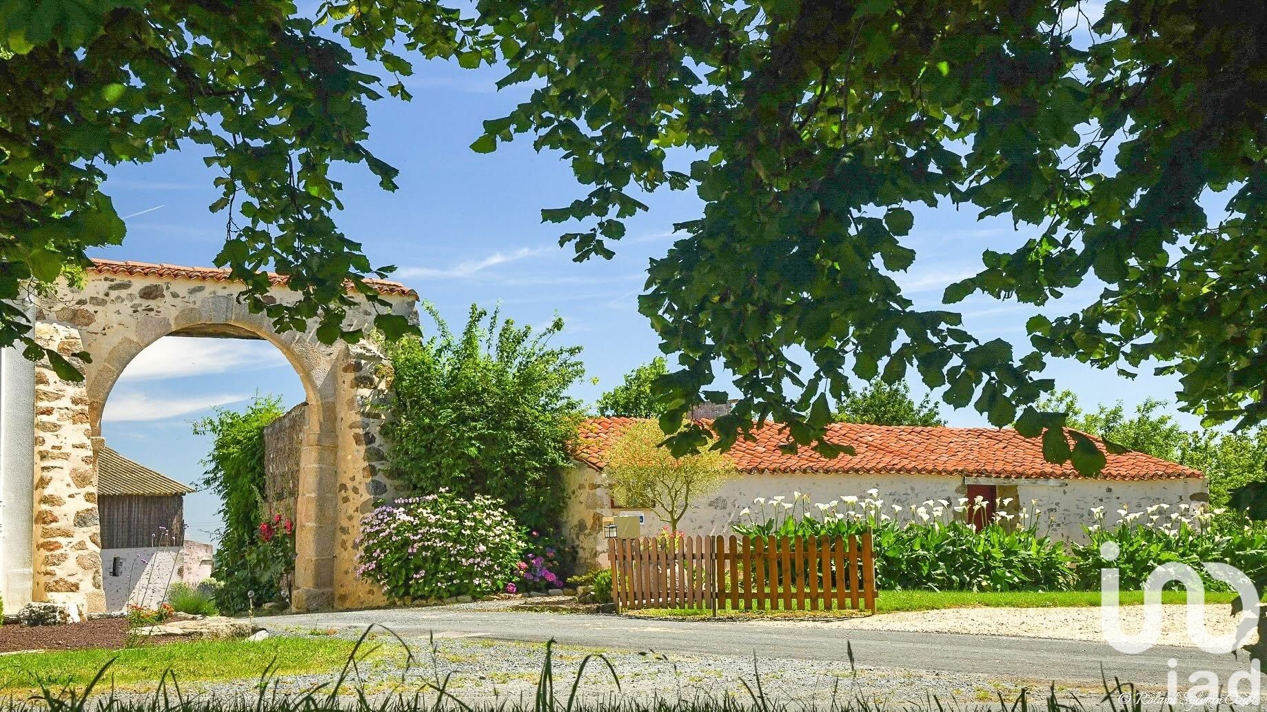 Vente Domaine 14 pièces - Photo 2