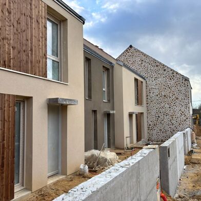 Maison 5 pièces 354460 €