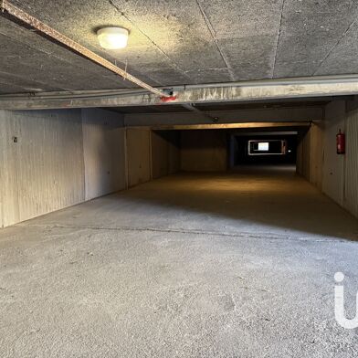 Garage  29000 €