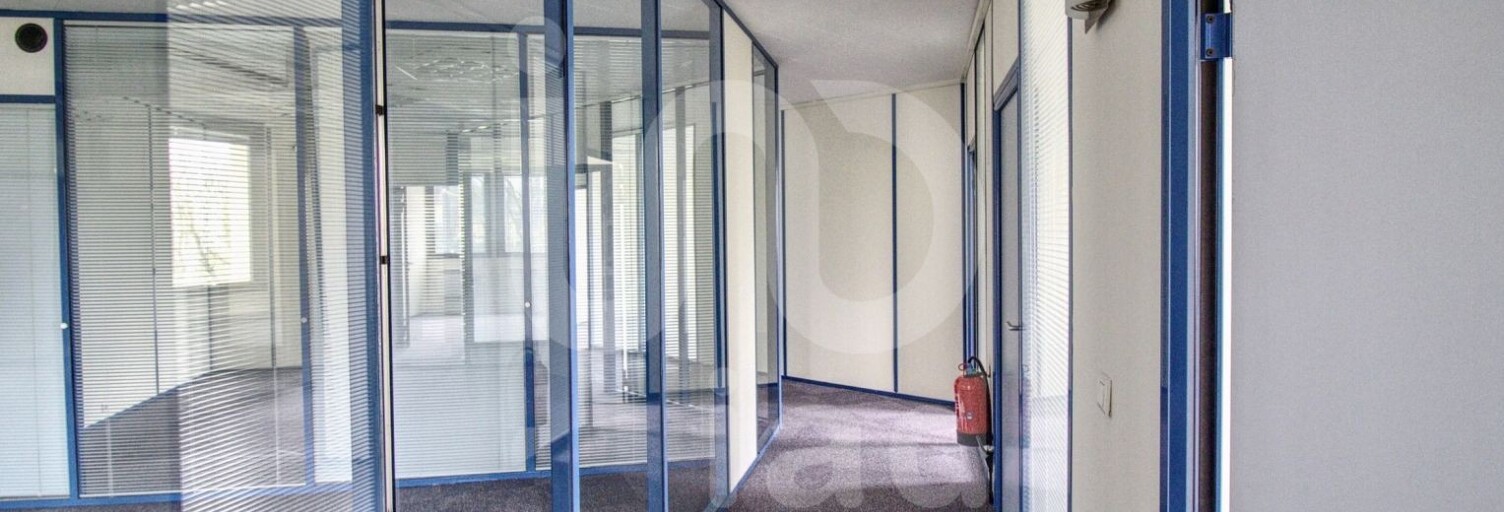 Bureau  1096 m² à vendre à Saint-Aubin (91190)