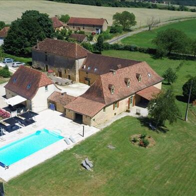 Maison 17 pièces 1170000 €