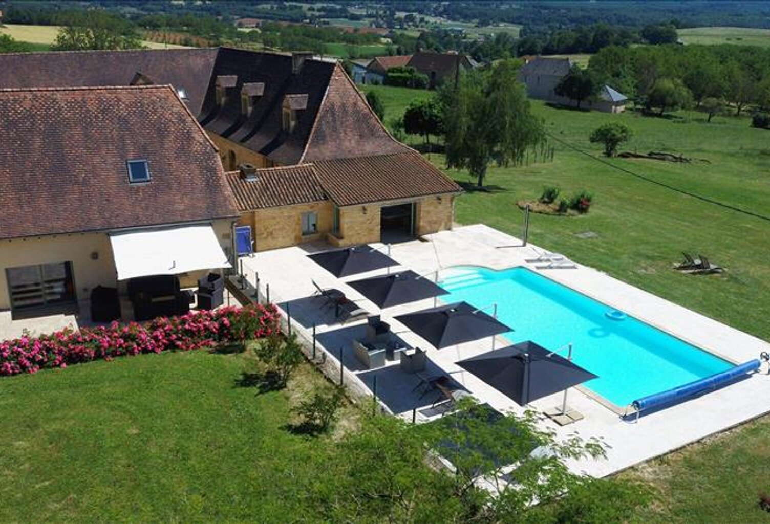 Corps de Ferme de 17 pièces principales — photo 1