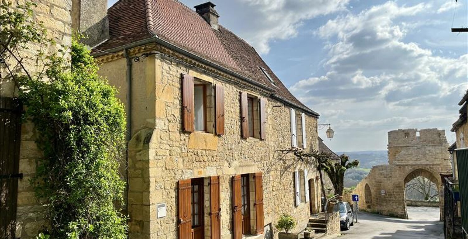Maison de bourg de 5 pièces principales — photo 1