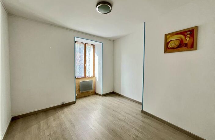 Maison de bourg de 5 pièces principales — photo 4