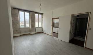 Immeuble   m² à vendre à Saint-Amand-Montrond (18200)