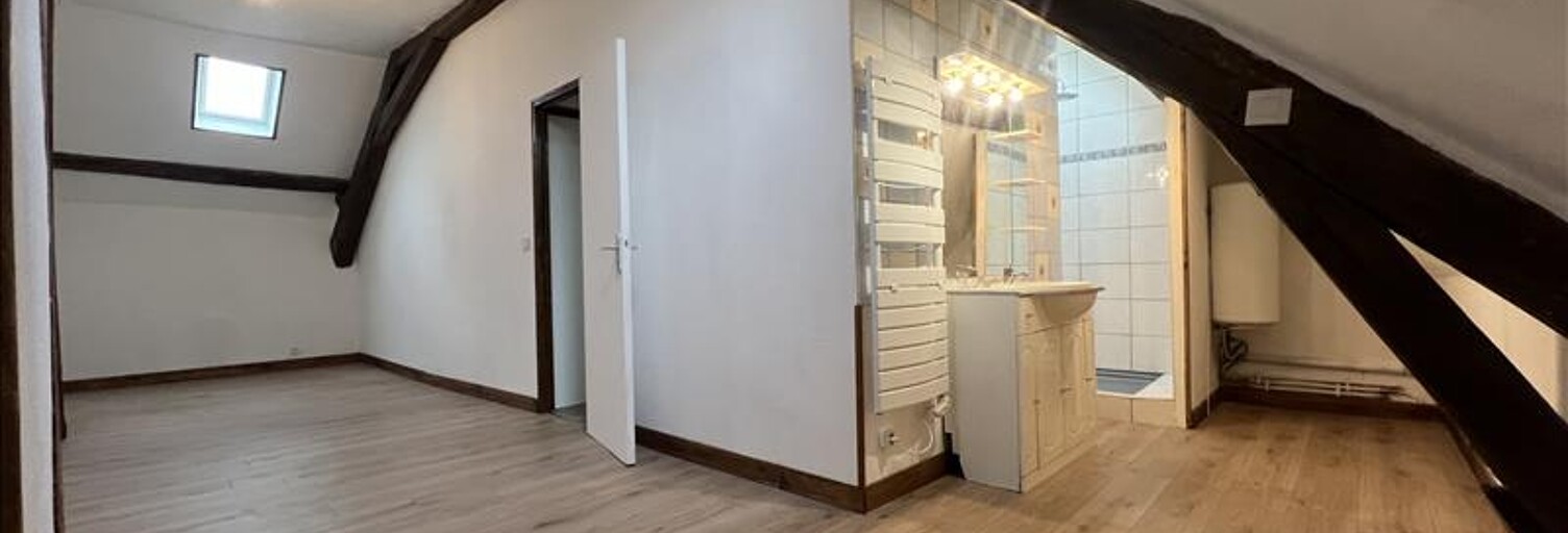 Immeuble   m² à vendre à Saint-Amand-Montrond (18200)