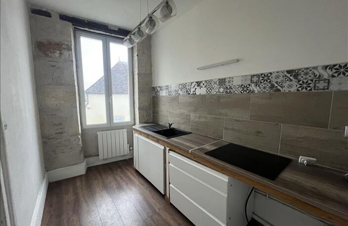 Vente immeuble   Saint-Amand-Montrond (18200) — photo 3