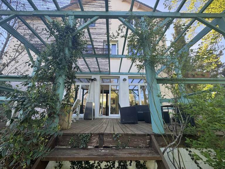 Villa de 7 pièces principales — photo 1