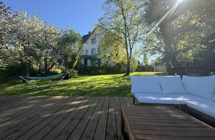 Villa de 7 pièces principales — photo 2