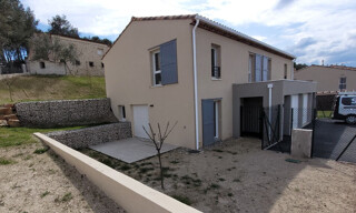 Maison 4 Pièces 93 m² à louer à Rousset (13790)
