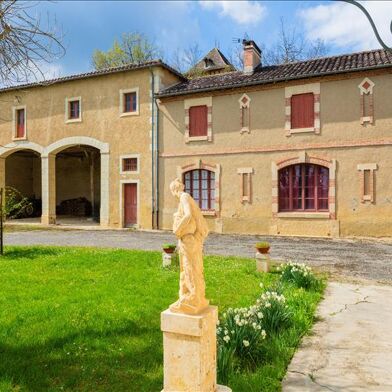 Maison 10 pièces 525000 €