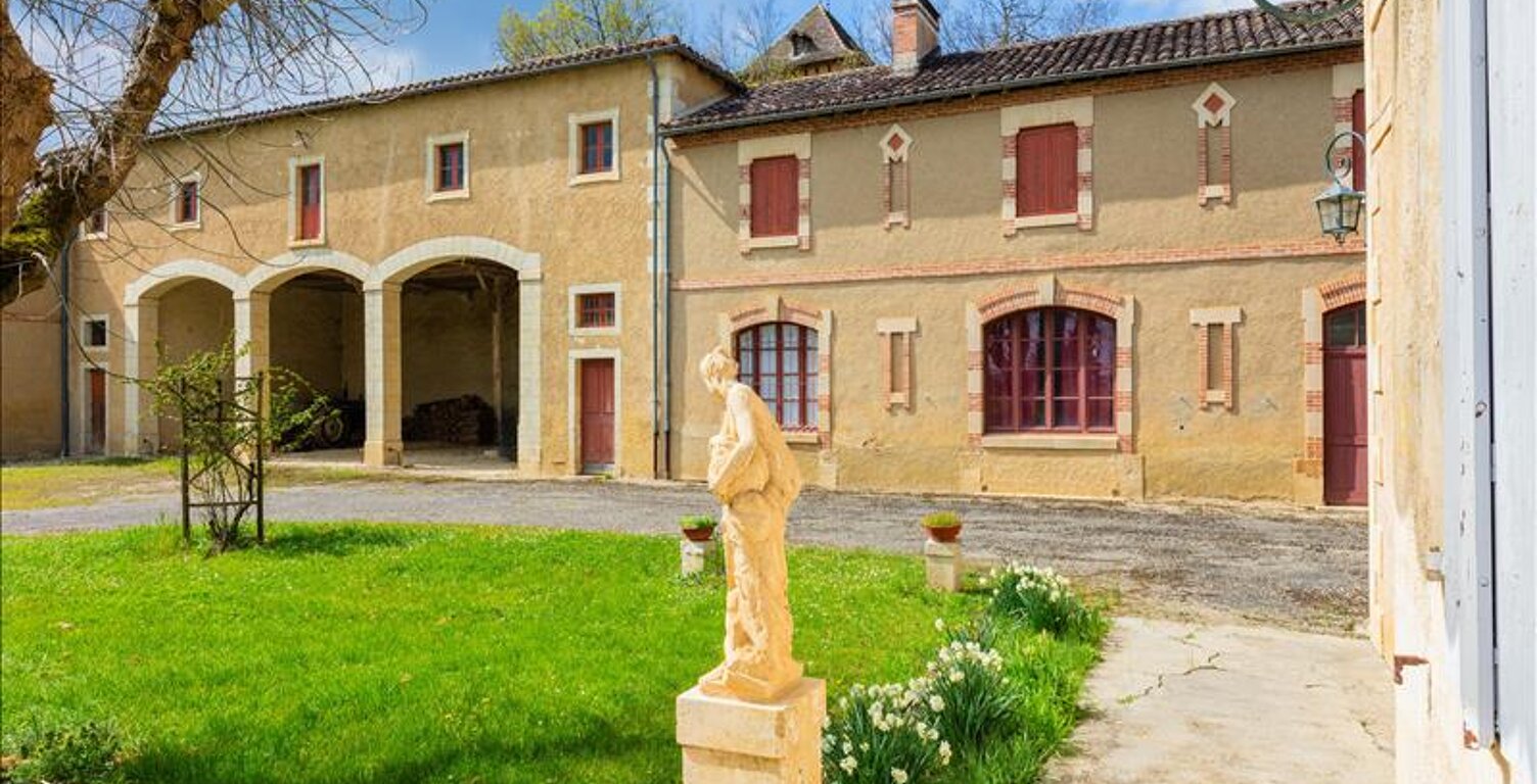 Vente maison 10 pièces 215 m² Montestruc-sur-Gers (32390) — photo 1