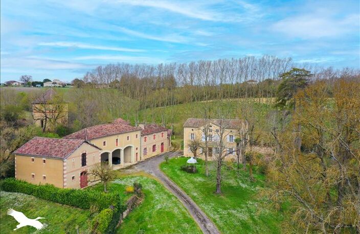 Vente maison 10 pièces 215 m² Montestruc-sur-Gers (32390) — photo 2
