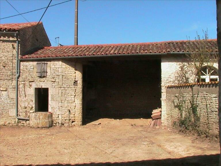 Grange de 0 pièces principales — photo 1