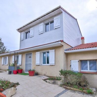 Maison 7 pièces 399000 €