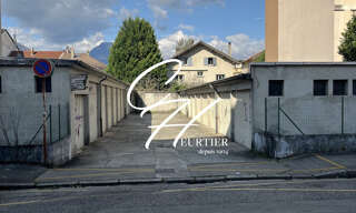 Garage  12 m² à louer à Grenoble (38100)