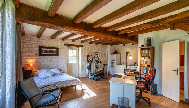 Villa / Maison 12 pièces  à vendre Corme-Royal 17600