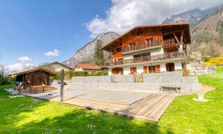 Maison 9 Pièces 260 m² à vendre à Magland (74300)