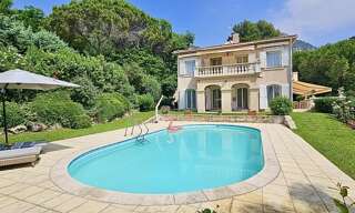 Maison 6 Pièces 222 m² à vendre à Vence (06140)