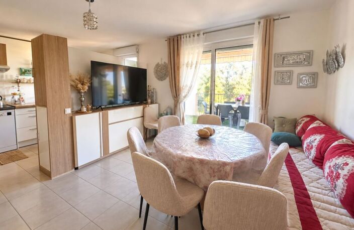 Appartement À Vendre — photo 2