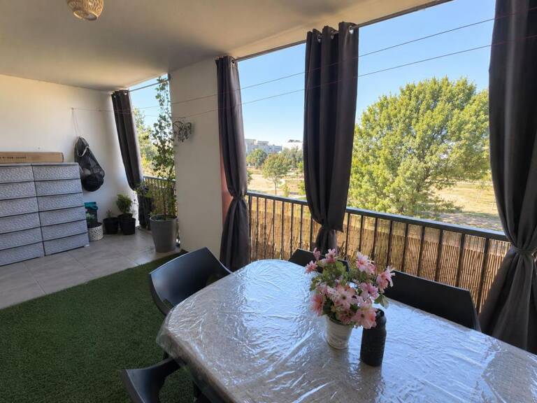 Appartement À Vendre — photo 1