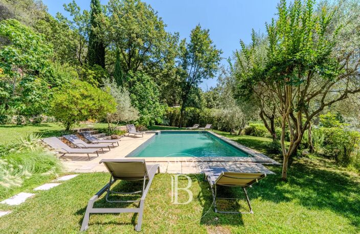 AIX EN PROVENCE – VILLA 5 CHAMBRES – PISCINE – VUE DÉGAGÉE – CAL — photo 4