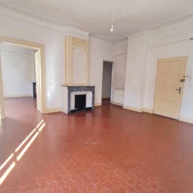 Appartement 4 pièces 265000 €