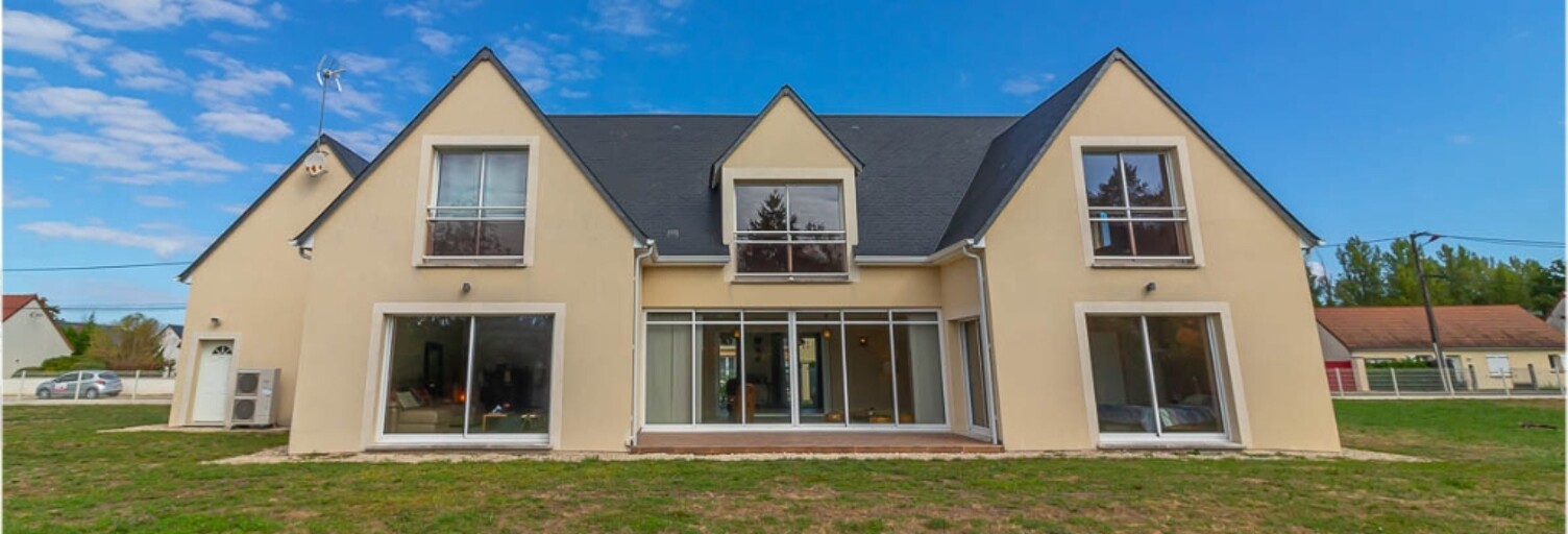 Maison 9 Pièces 295 m² à vendre à Selles-Saint-Denis (41300)