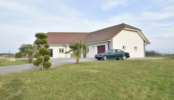 Villa / Maison 8 pièces  à vendre Dole 39100