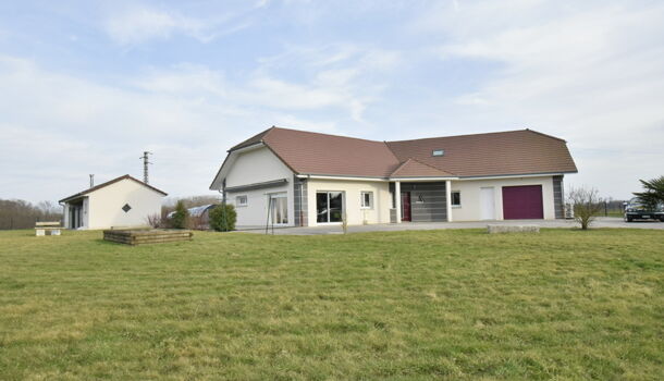 Villa / Maison 8 pièces  à vendre Dole 39100