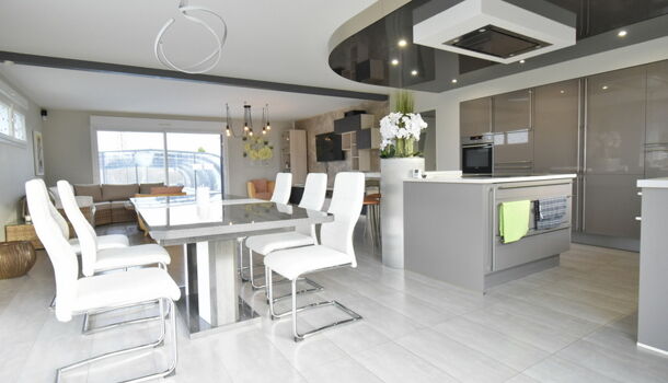 Villa / Maison 8 pièces  à vendre Dole 39100