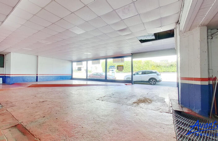 ENTREPOT-ATELIER-COMMERCE-HABITATION — photo 3