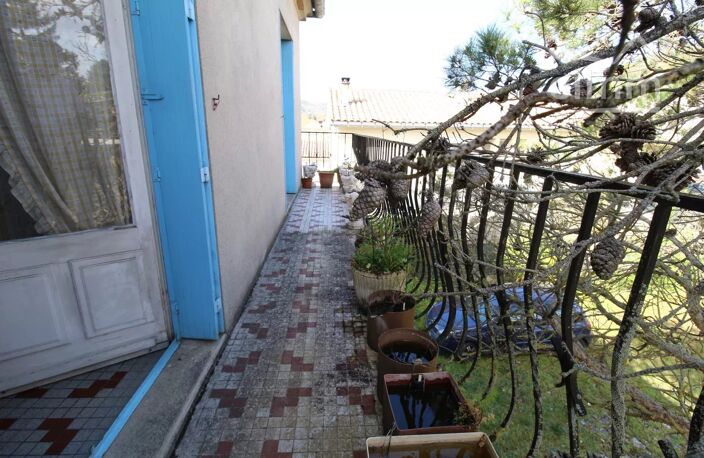 A vendre une maison 4 faces avec un grand garage — photo 4